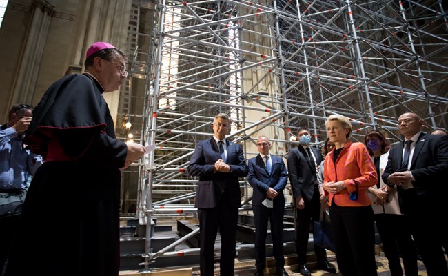 Predsjednica Europske komisije Ursula von der Leyen posjetila zagrebačku katedralu
